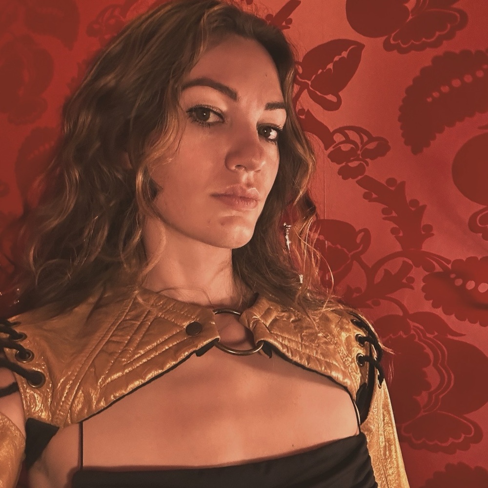 Meet your Posher, Katie. <3